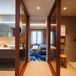 Hotel Nomada House By Sh Denia