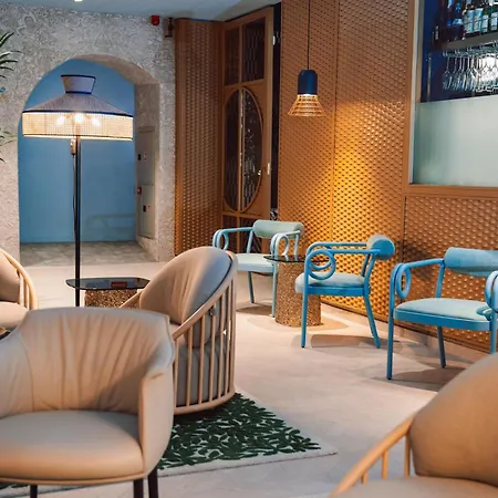 מלון Nomada House By Sh 4*