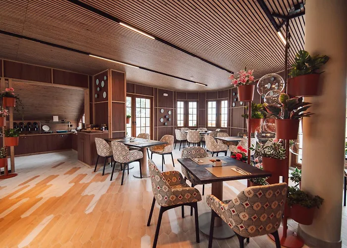 Nomada House By Sh Hotel 4*